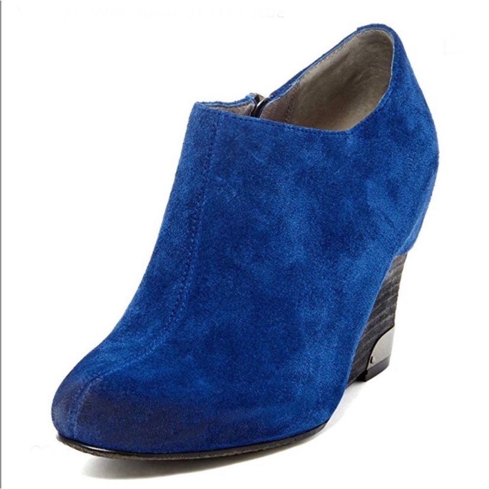 Vince Camuto Hamil Blue Suede Ankle Boots